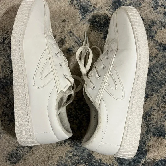 Tretorn Women's White Athletic Shoes - Picture 3 of 6